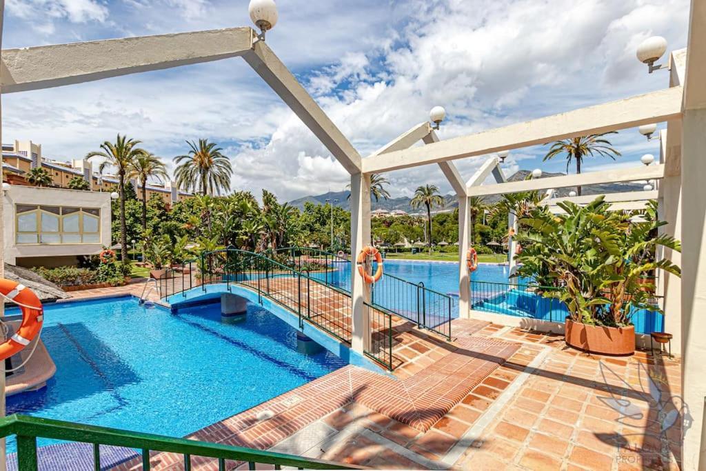 Precioso De 1 En Benalbeach Apartment